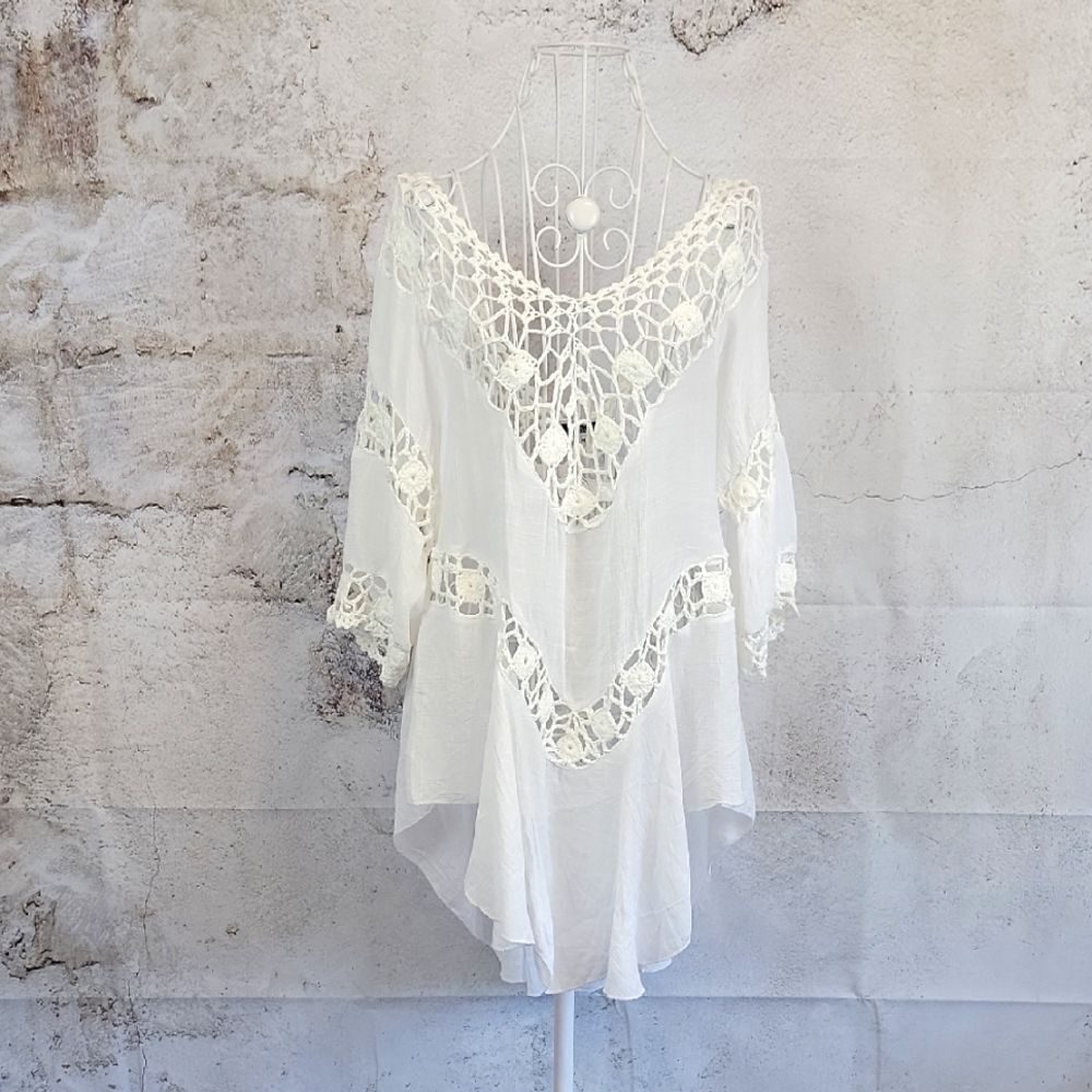 Vivid Crocheted Accent Summer White Blouse Womens Size M